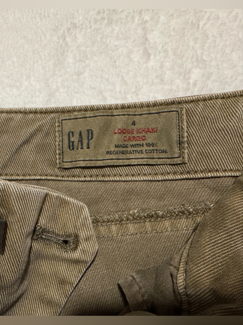 Gap Loose Khaki Cargo jeans - Picture 4 of 5